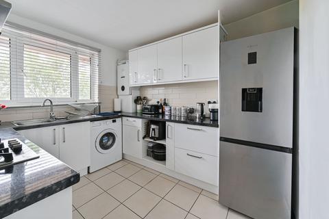 undefined, Armfield Crescent, Mitcham, CR4