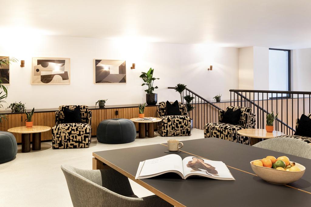 Apartment in London - View 2