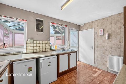 undefined, Dalton Avenue, Mitcham