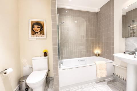 1 bedroom flat for sale, Burnt Ash Road, London, SE12