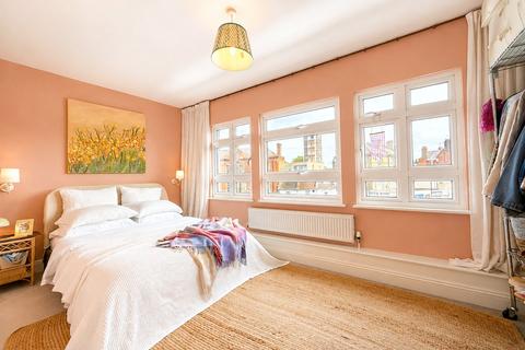 1 bedroom flat for sale, Burnt Ash Road, London, SE12