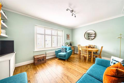 2 bedroom flat for sale, Ellerton Road, Surbiton KT6