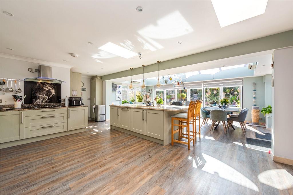 House in Surrey - View 2