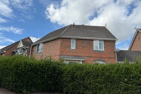 3 bedroom semi-detached house to rent, Bluebell Close, Corby, NN18