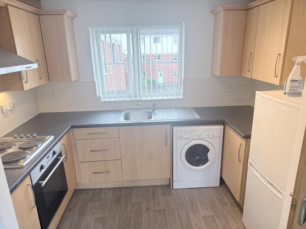 Apartment in New Moston, Greater Manchester - View 3