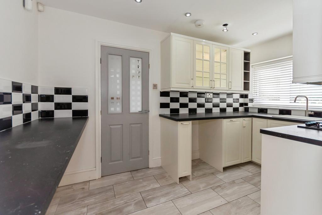House in West Midlands - View 3