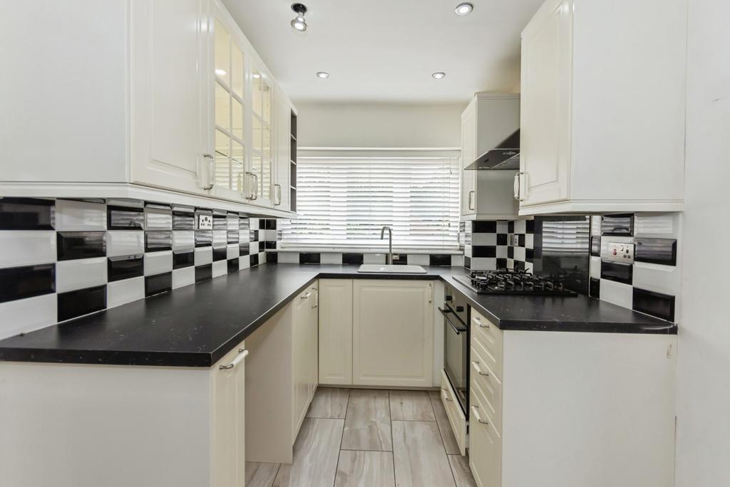 House in West Midlands - View 5