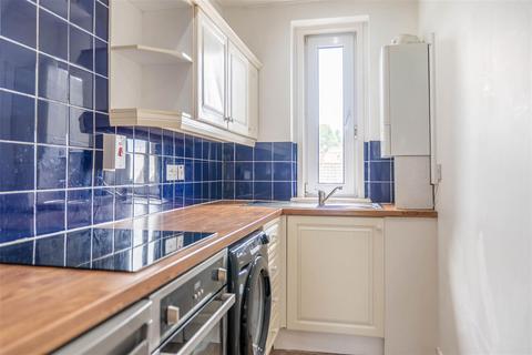 2 bedroom flat for sale, Unity Terrace, Perth