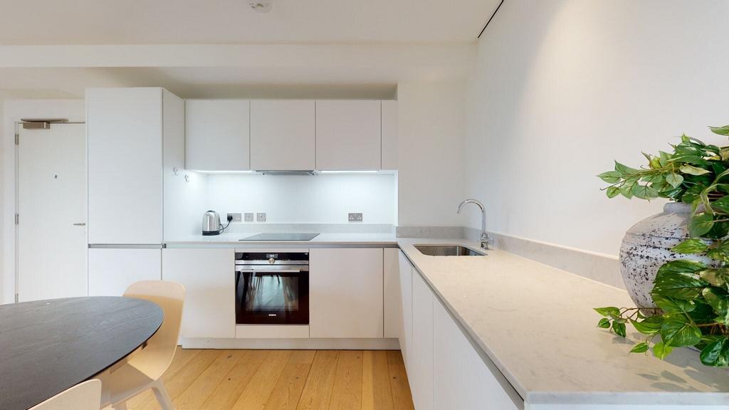 Apartment in London - View 2