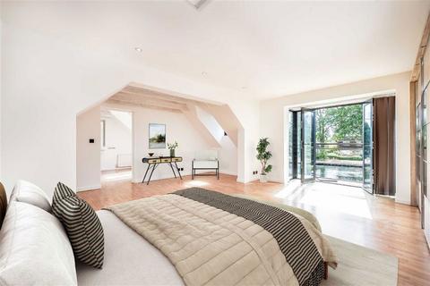 3 bedroom detached house for sale, The Island, Staines-Upon-Thames TW19