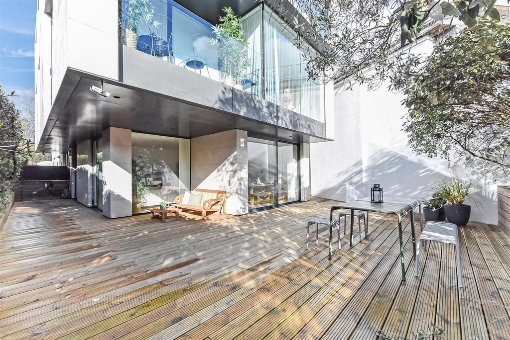 Apartment in London - View 2