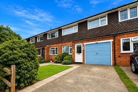 3 bedroom terraced house for sale, Lambourne Close, Tilehurst, Reading