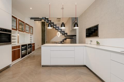 4 bedroom house to rent, Princes Mews, W2