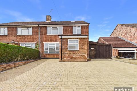 3 bedroom house for sale, Fawley Road, Berkshire RG30