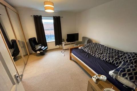3 bedroom semi-detached house to rent, Lark Close, Corby, NN18