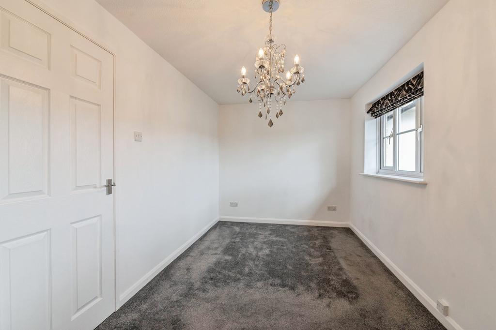 House in Essex - View 4