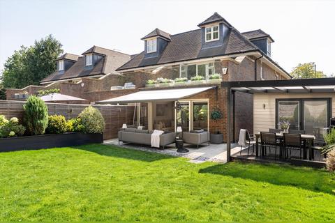 4 bedroom semi-detached house for sale, Leatherhead Road, Oxshott, Surrey KT22