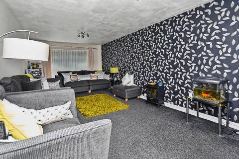 4 bedroom semi-detached house for sale, Brignall Garth, Leeds, West Yorkshire