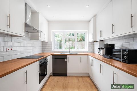 4 bedroom terraced house for sale, Brunswick Park Gardens, London N11