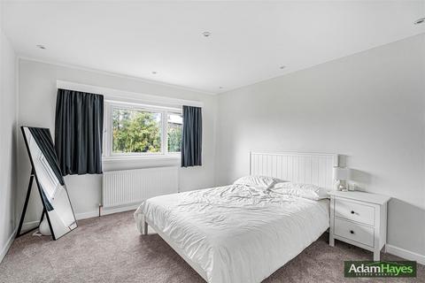 4 bedroom terraced house for sale, Brunswick Park Gardens, London N11
