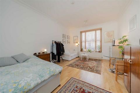 Studio to rent, Orsett Terrace, London W2