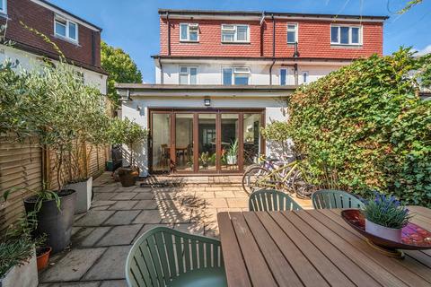 3 bedroom end of terrace house for sale, Station Gardens, Chiswick, London, W4
