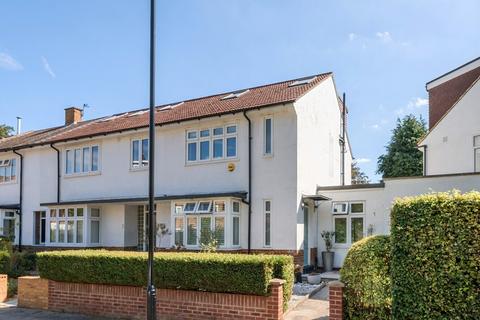 3 bedroom end of terrace house for sale, Station Gardens, Chiswick, London, W4