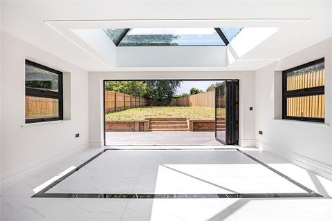 3 bedroom semi-detached house for sale, Woodlands Lane, Surrey GU20