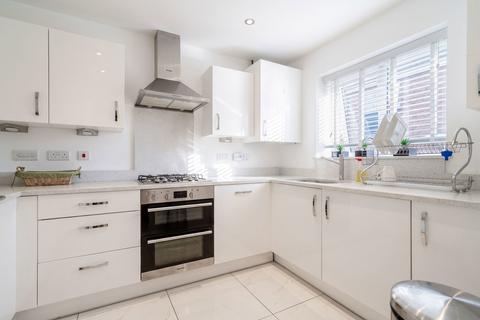 4 bedroom semi-detached house for sale, Victoria Crescent, Shirley