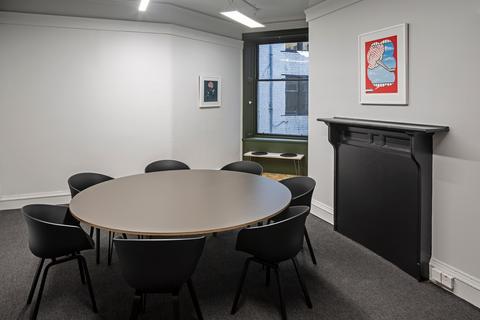 Office to rent, 40-60 Wellington St Glasgow G2 6HJ
