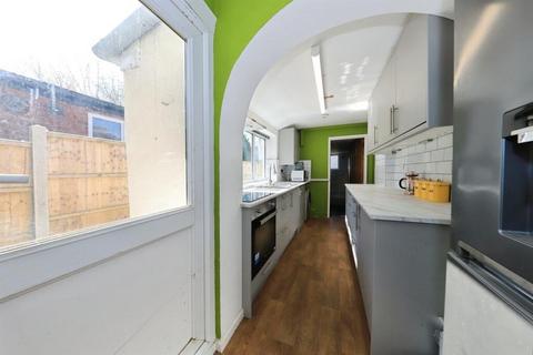 2 bedroom terraced house to rent, Wheeler Street, Stourbridge, West Midlands, DY8