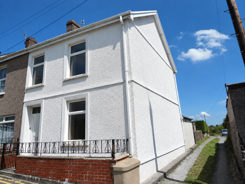 House in Llandeilo - View 2