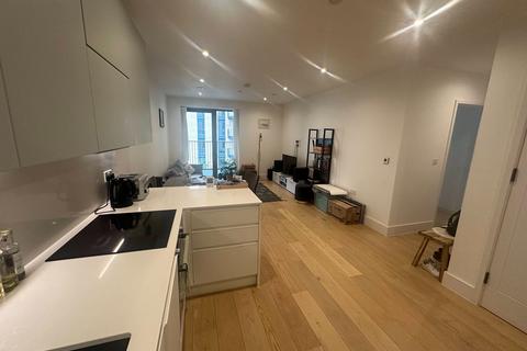 1 bedroom apartment for sale, Hive House, Verdo, Kew Bridge, Brentford, TW8