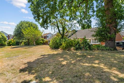 2 bedroom terraced bungalow for sale, Rushers Close, Pershore