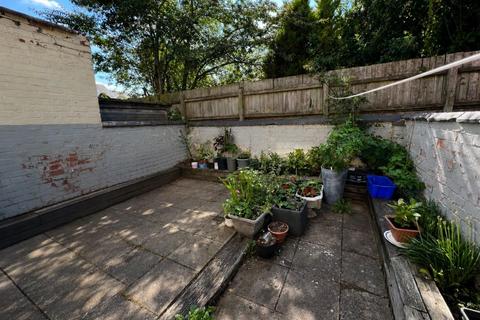 4 bedroom terraced house for sale, Quorn Avenue, Melton Mowbray