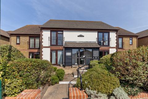 2 bedroom flat for sale, Aigburth Avenue, Bognor Regis, West Sussex PO21