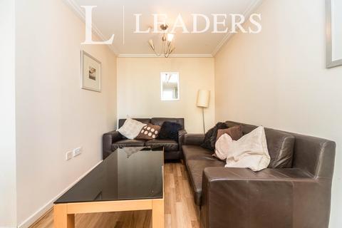 1 bedroom flat to rent, Centrium, Station Approach, Woking, GU22