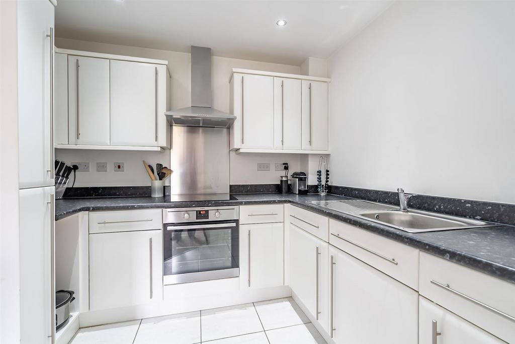 Apartment in York, Dringhouses - View 4