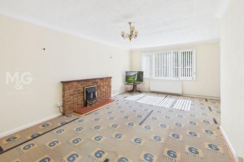 3 bedroom bungalow for sale, Rembrandt Way, Bury St. Edmunds IP33