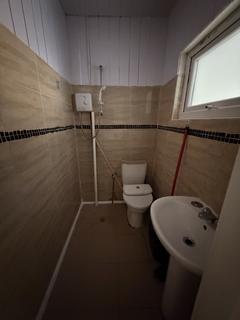 1 bedroom flat to rent, 88c Stratford Road, Birmingham B11 1AN