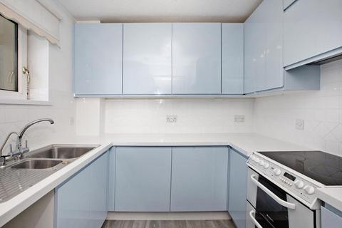 2 bedroom flat to rent, Strand, Morgans Quay Strand, TQ14