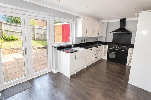 2 bedroom terraced house for sale, Ryarsh Crescent, Orpington BR6