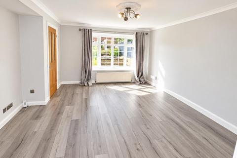 2 bedroom terraced house for sale, Ryarsh Crescent, Orpington BR6