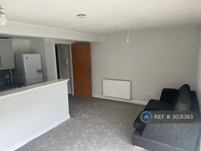 Apartment in Glasgow - View 2