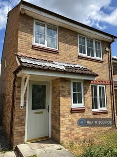 3 bedroom detached house to rent, Newcroft Drive, Manchester, M9