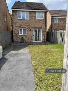 3 bedroom detached house to rent, Newcroft Drive, Manchester, M9