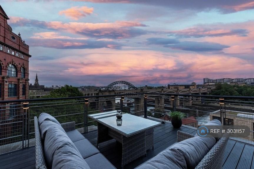Apartment in Newcastle Upon Tyne - View 5