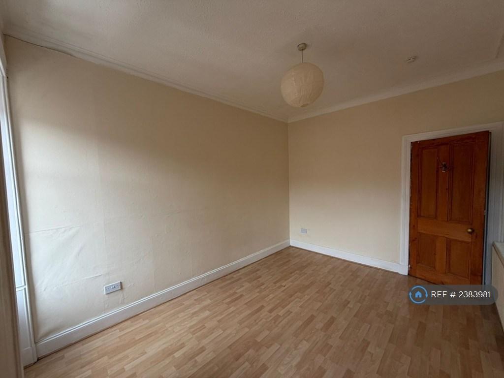 Apartment in Glasgow - View 3