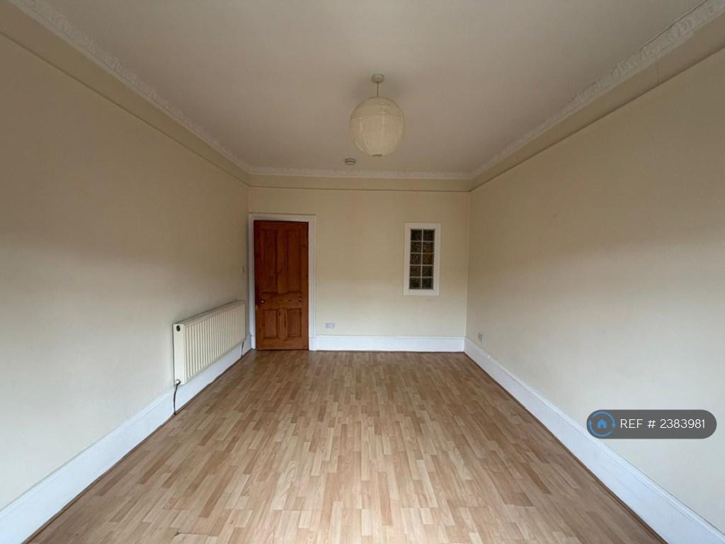 Apartment in Glasgow - View 4