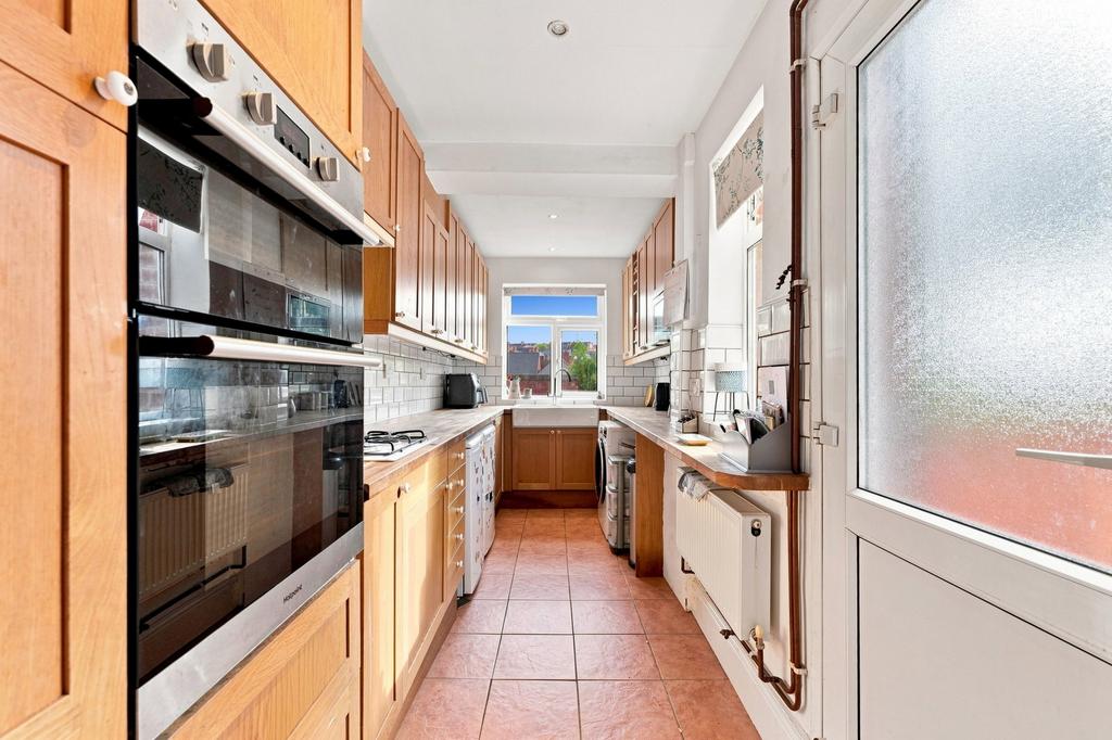 House in Nottingham, Sherwood - View 3
